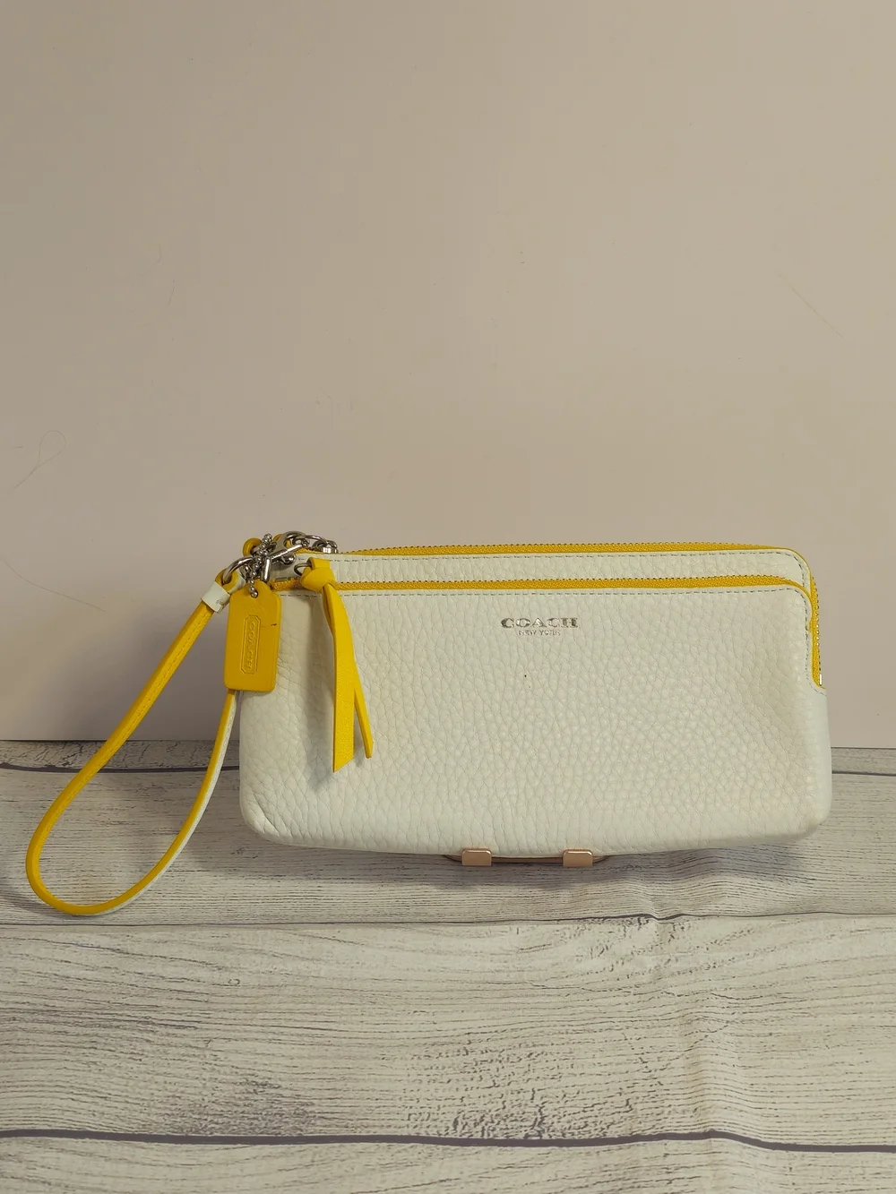 Coach Bleecker Edgepaint Leather Double Zip Wristlet Wallet in White/Sunglow